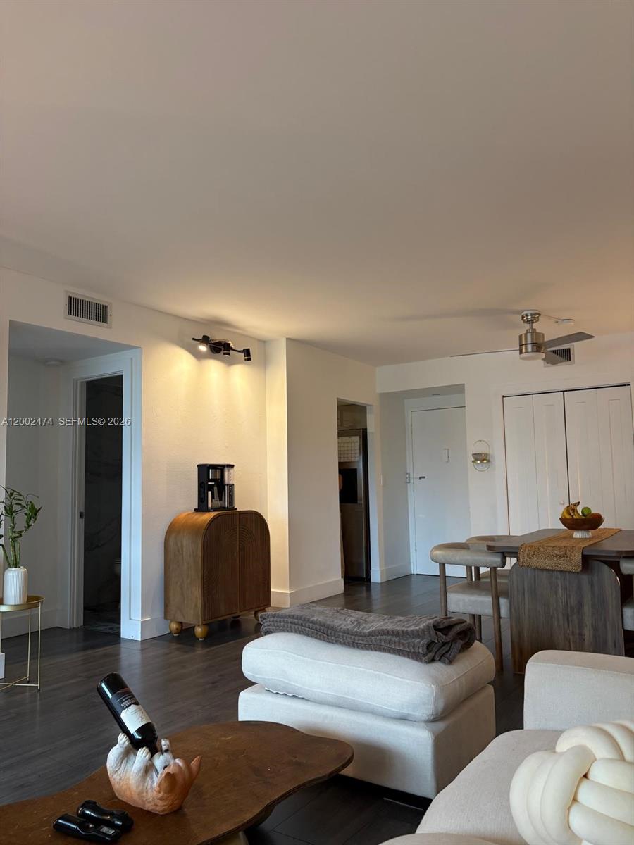 HILLCREST EAST NO 24 COND - Residential Lease