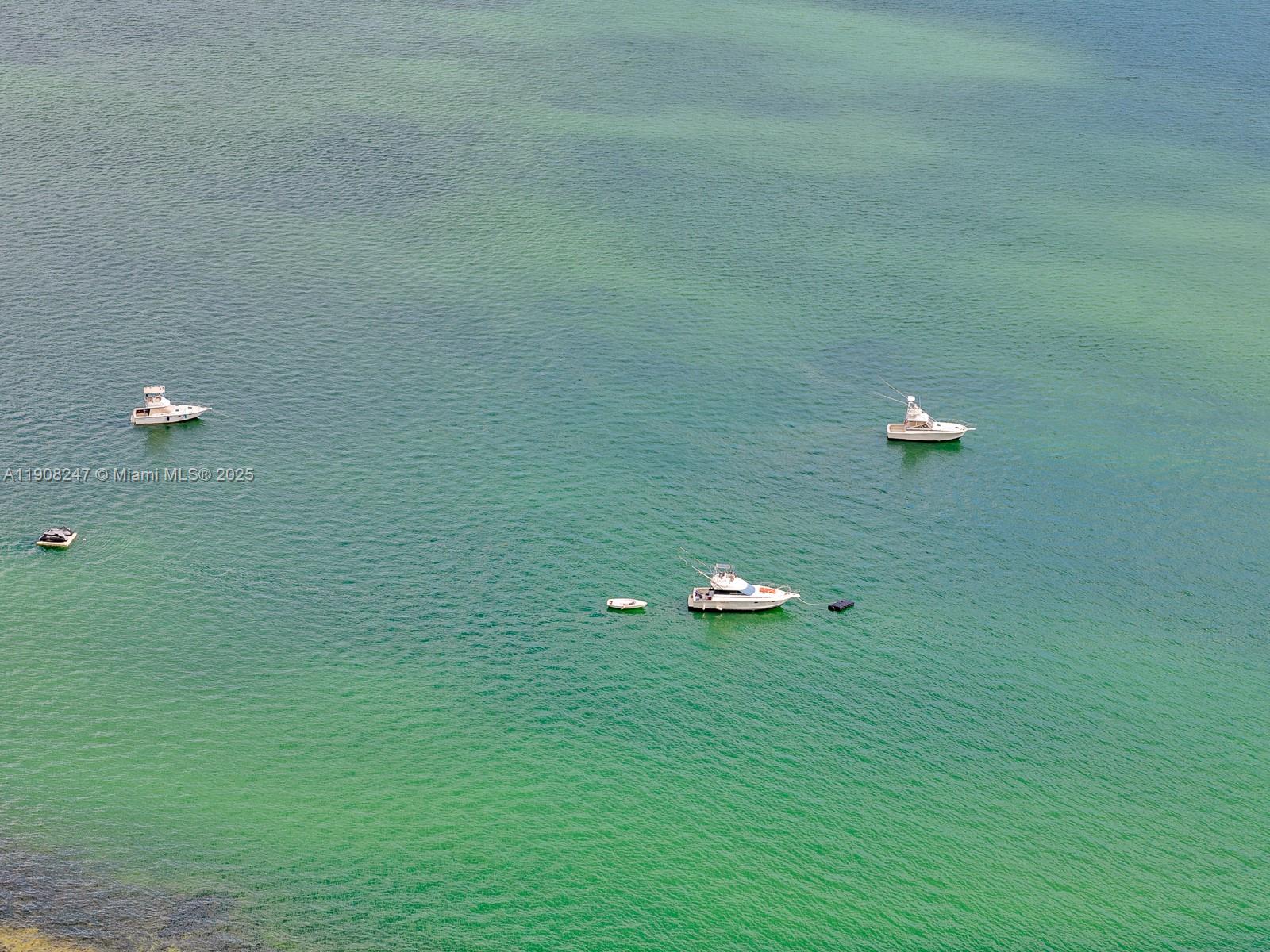 OPERA TOWER CONDO - Residential