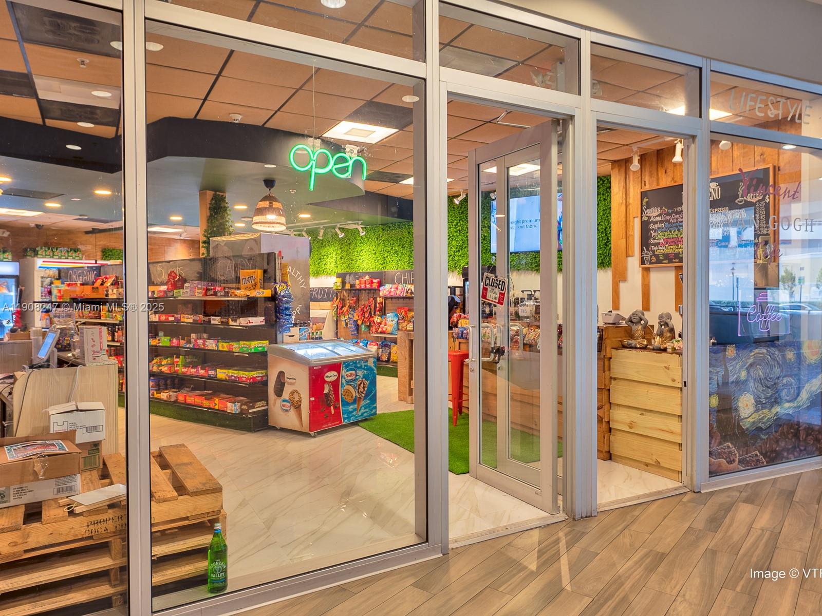 1750 N Bayshore Dr 4503