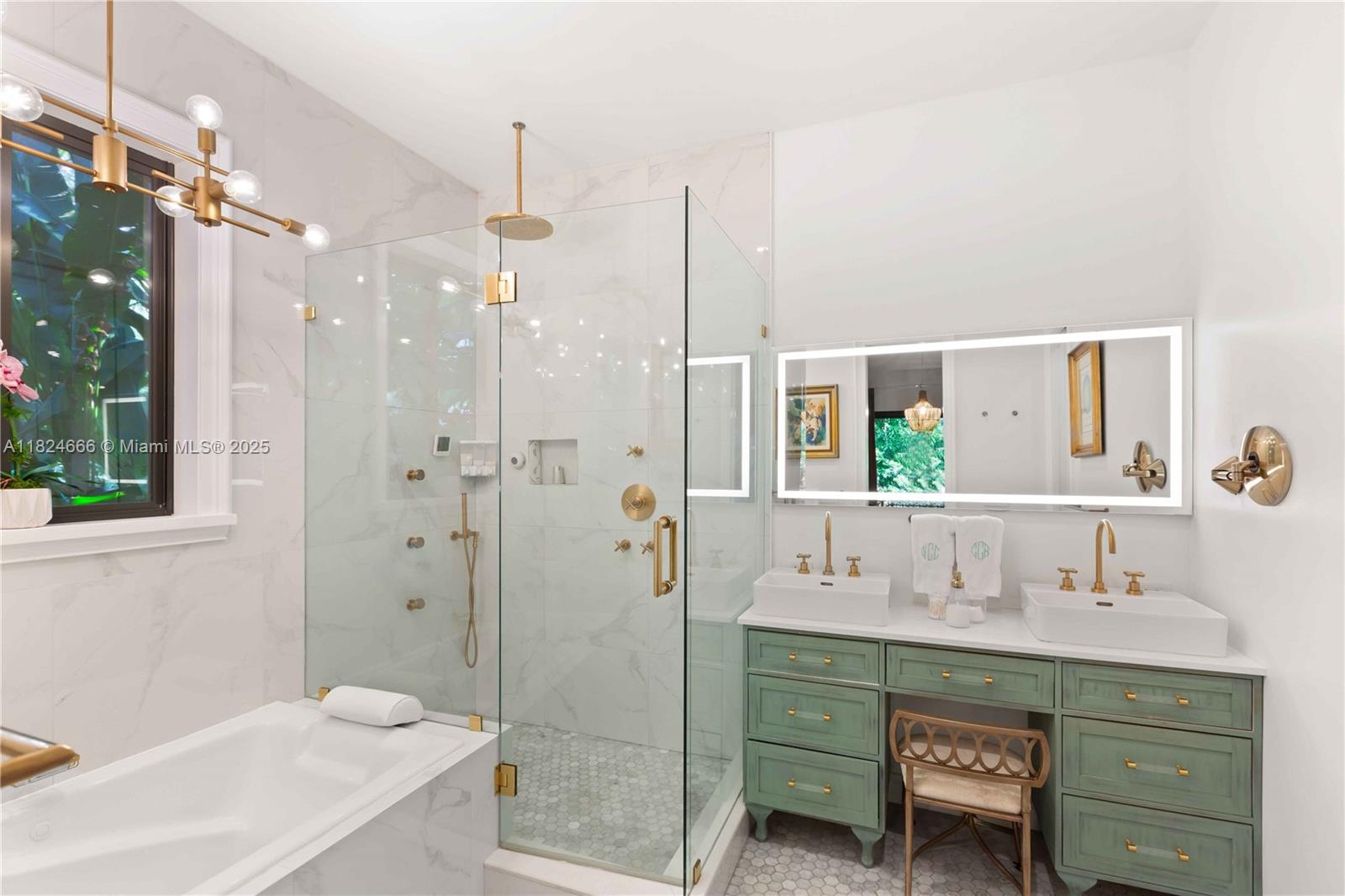 CORAL GABLES RIVIERA SEC - Residential