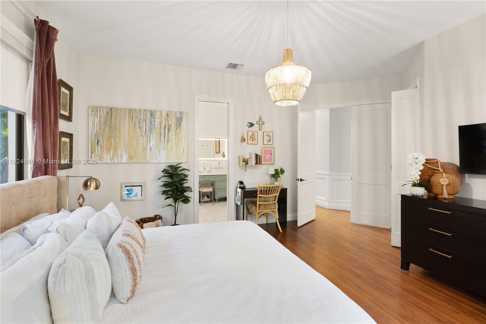 CORAL GABLES RIVIERA SEC - Residential