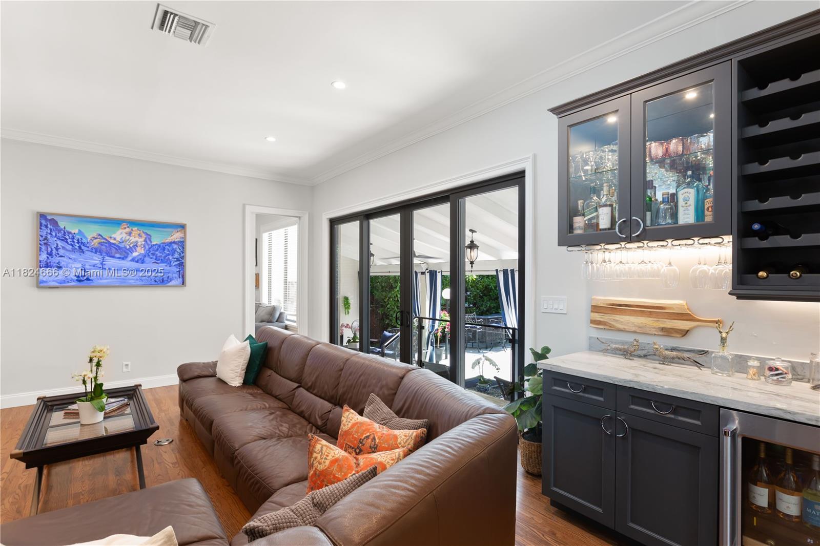 CORAL GABLES RIVIERA SEC - Residential