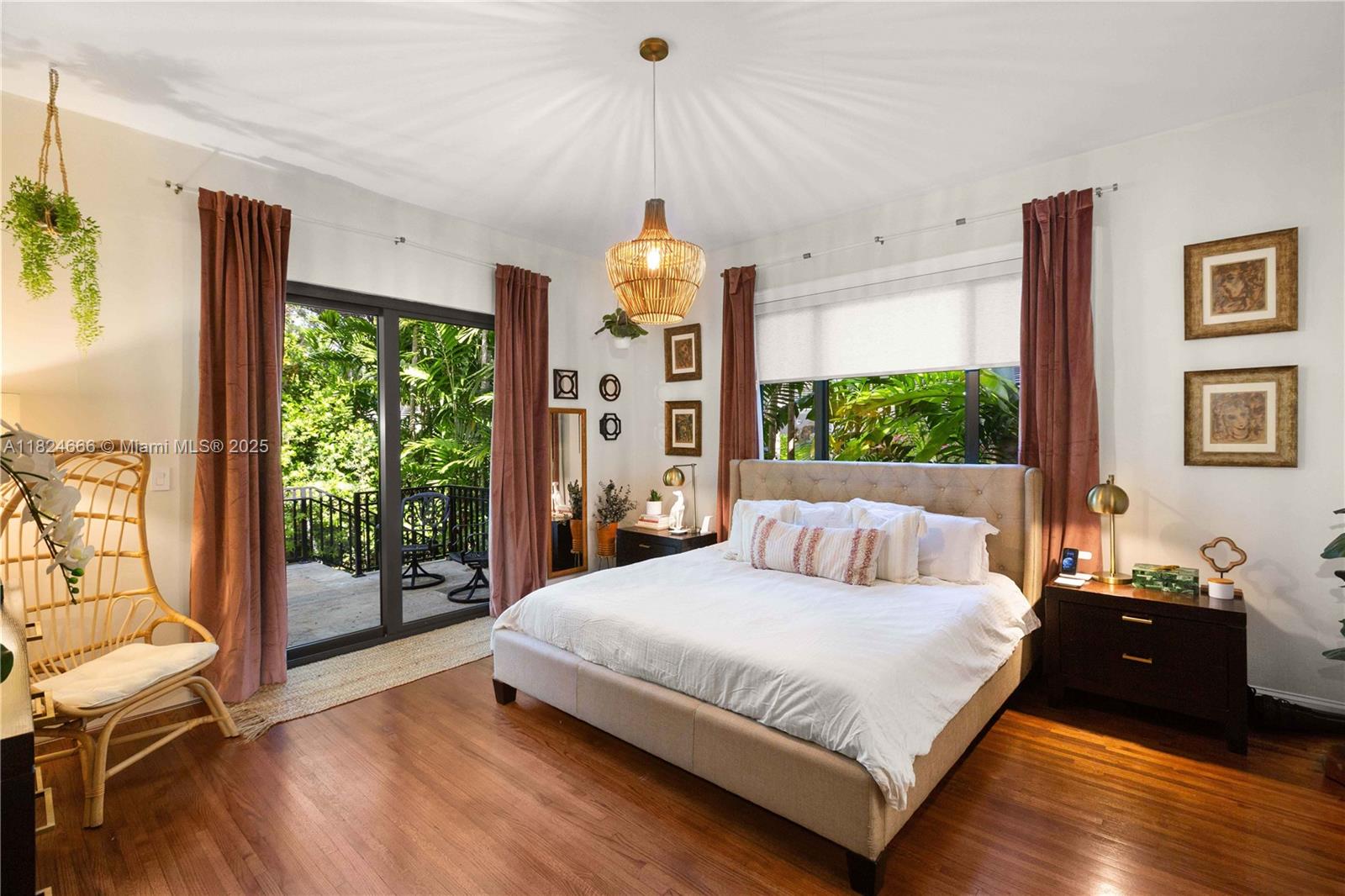 CORAL GABLES RIVIERA SEC - Residential