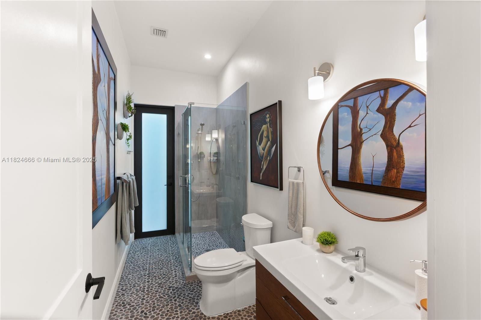 CORAL GABLES RIVIERA SEC - Residential