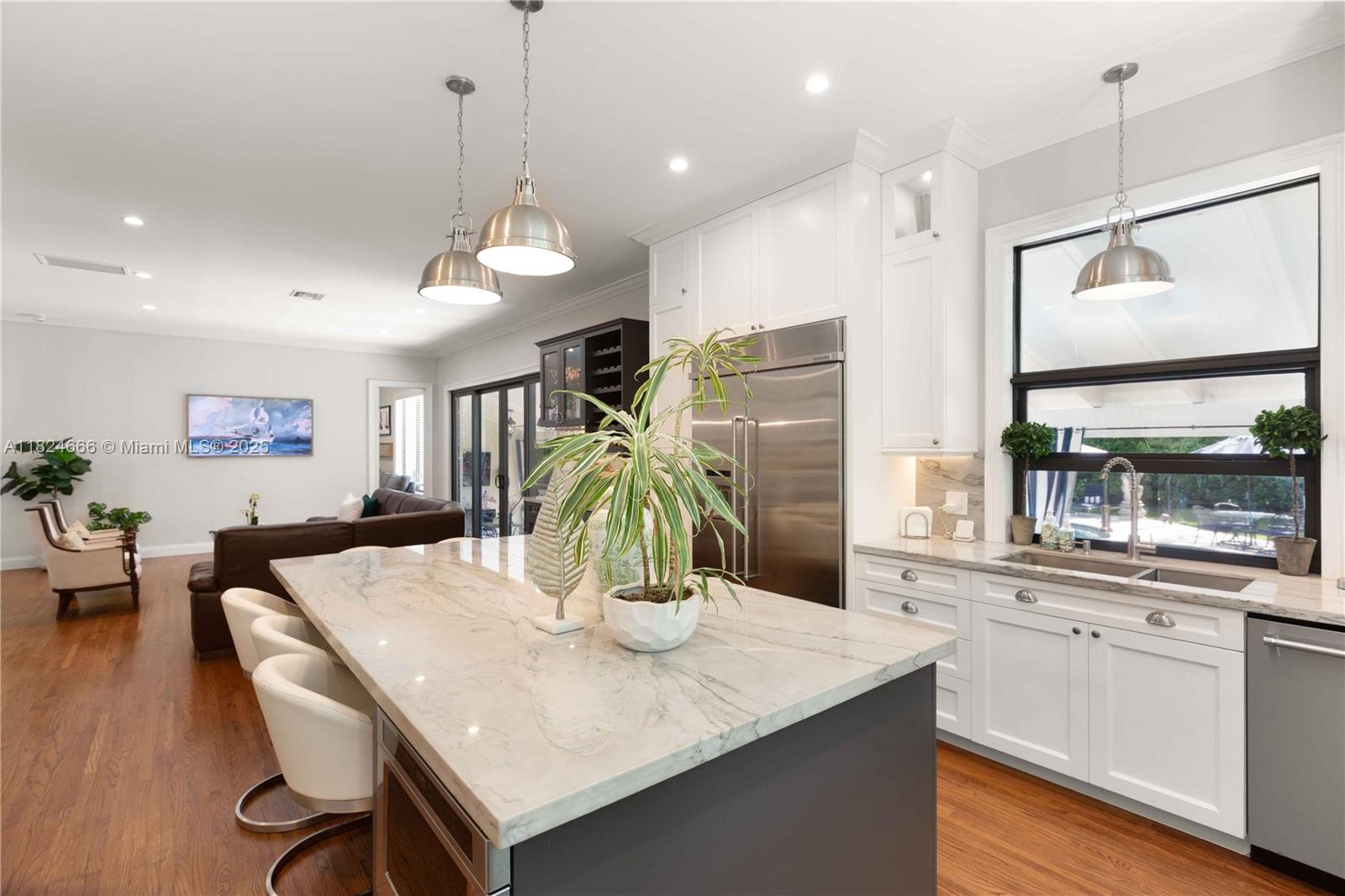 CORAL GABLES RIVIERA SEC - Residential