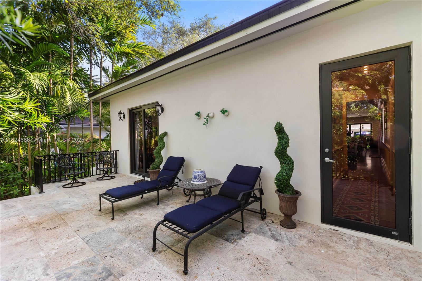 CORAL GABLES RIVIERA SEC - Residential