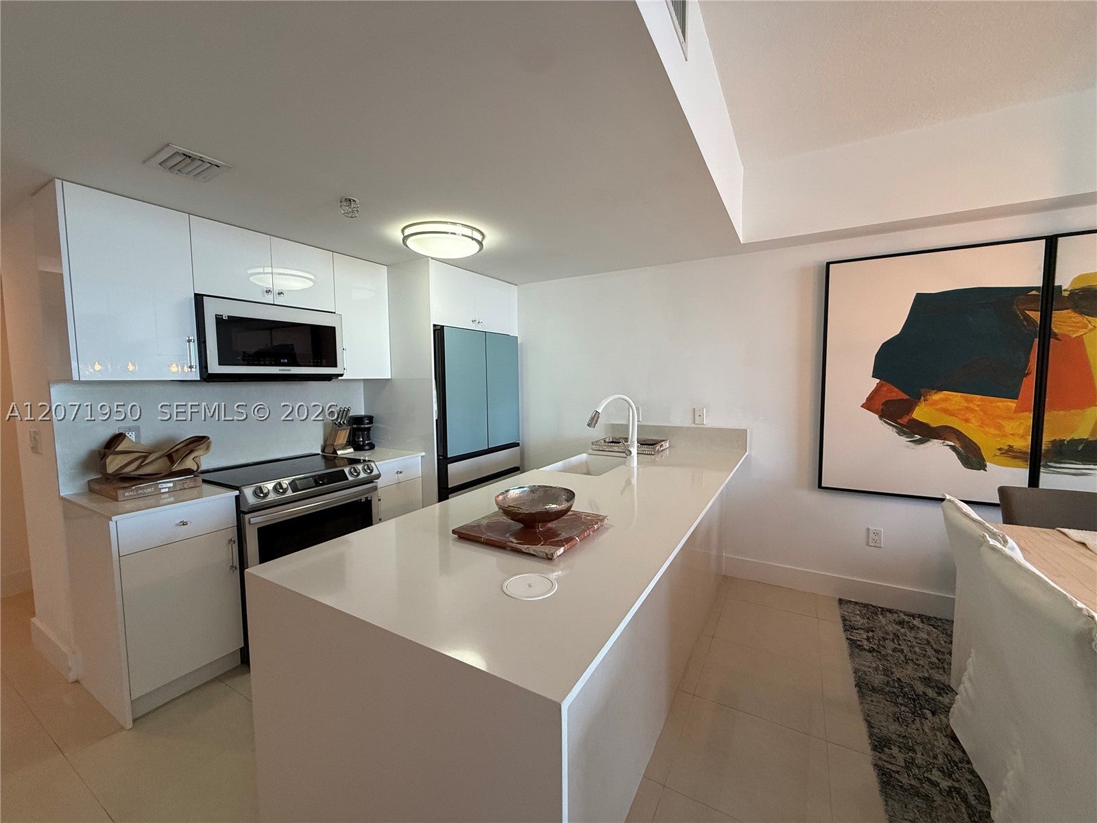 185 SW 7th St 3803