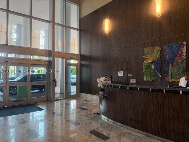 185 SW 7th St 3803
