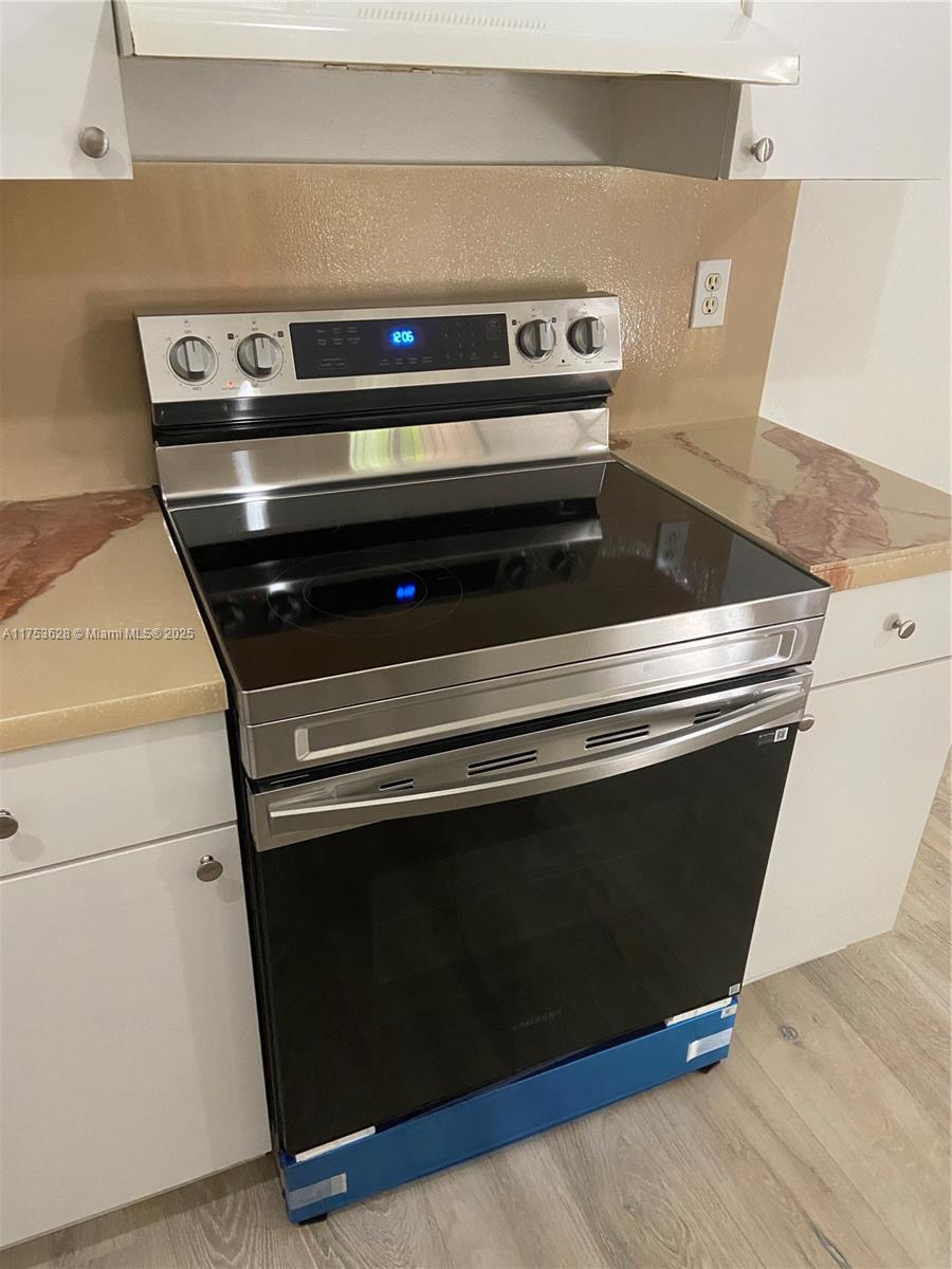 SERENITY PALMS CONDO - Residential