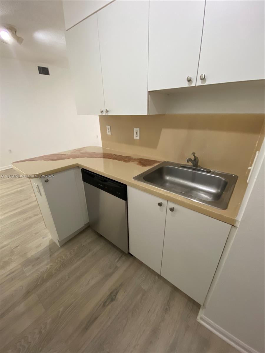 SERENITY PALMS CONDO - Residential