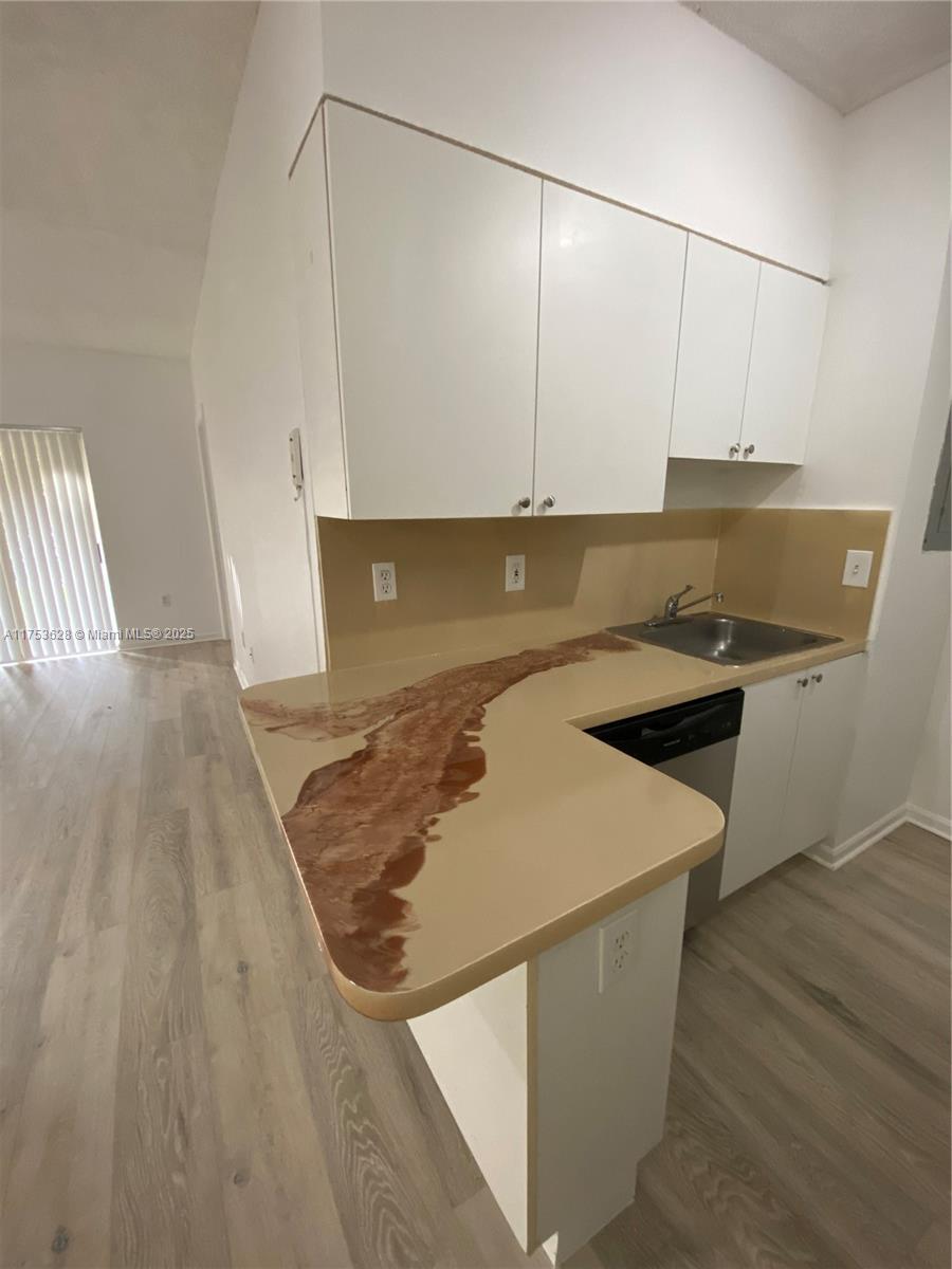 SERENITY PALMS CONDO - Residential
