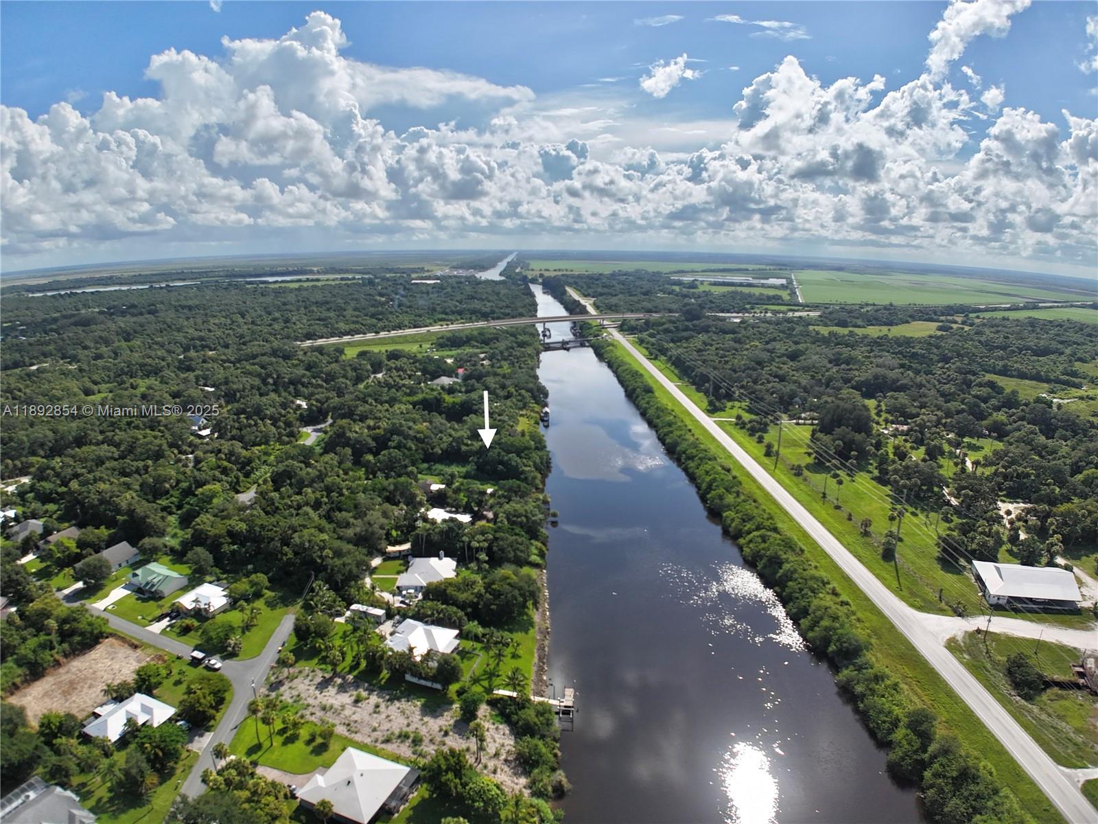 PALM OAK ESTATES - Land