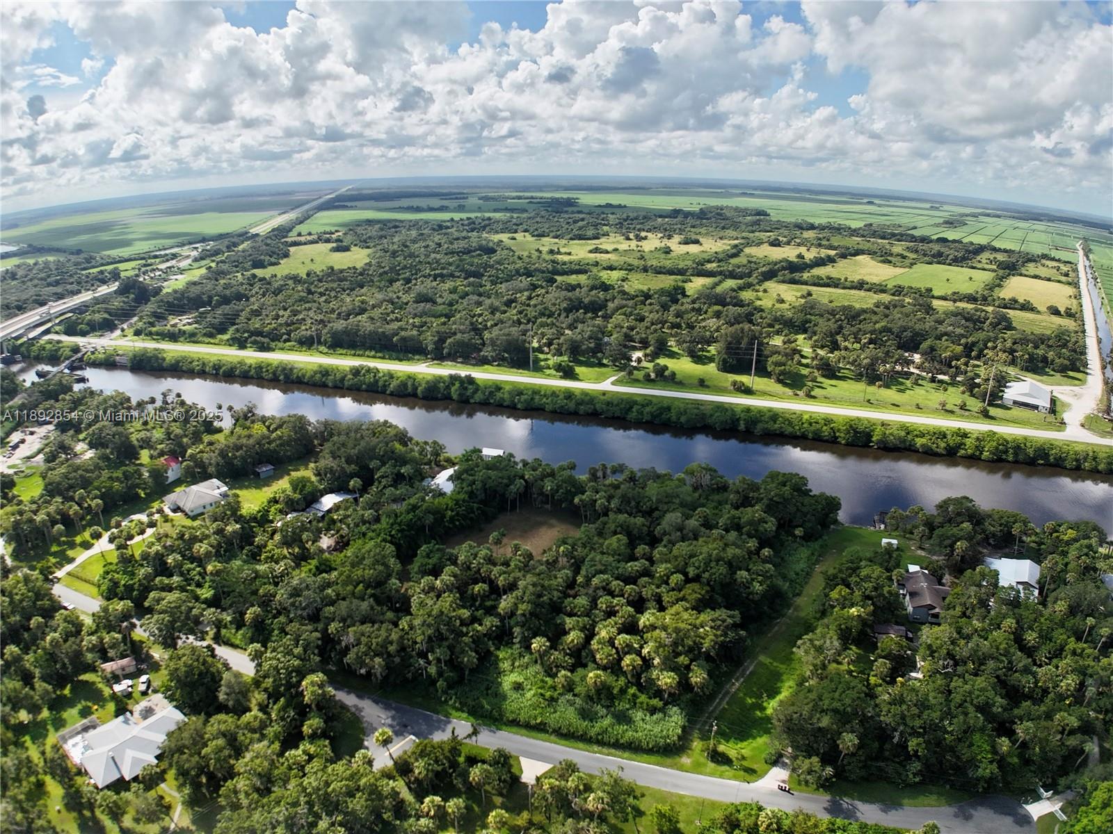 View photos, virtual tours, details... 15306 SW Palm Oak Ave