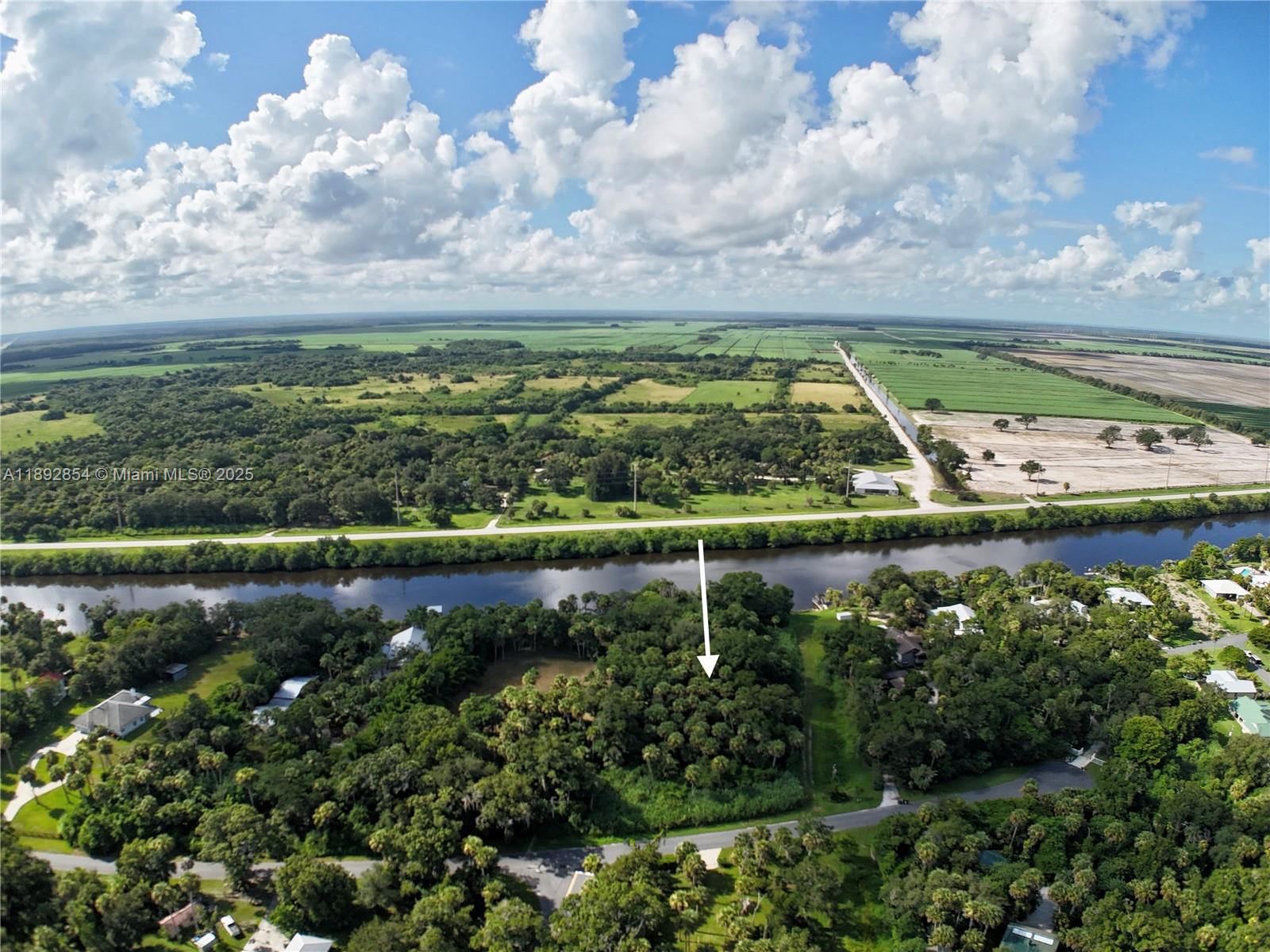 PALM OAK ESTATES - Land