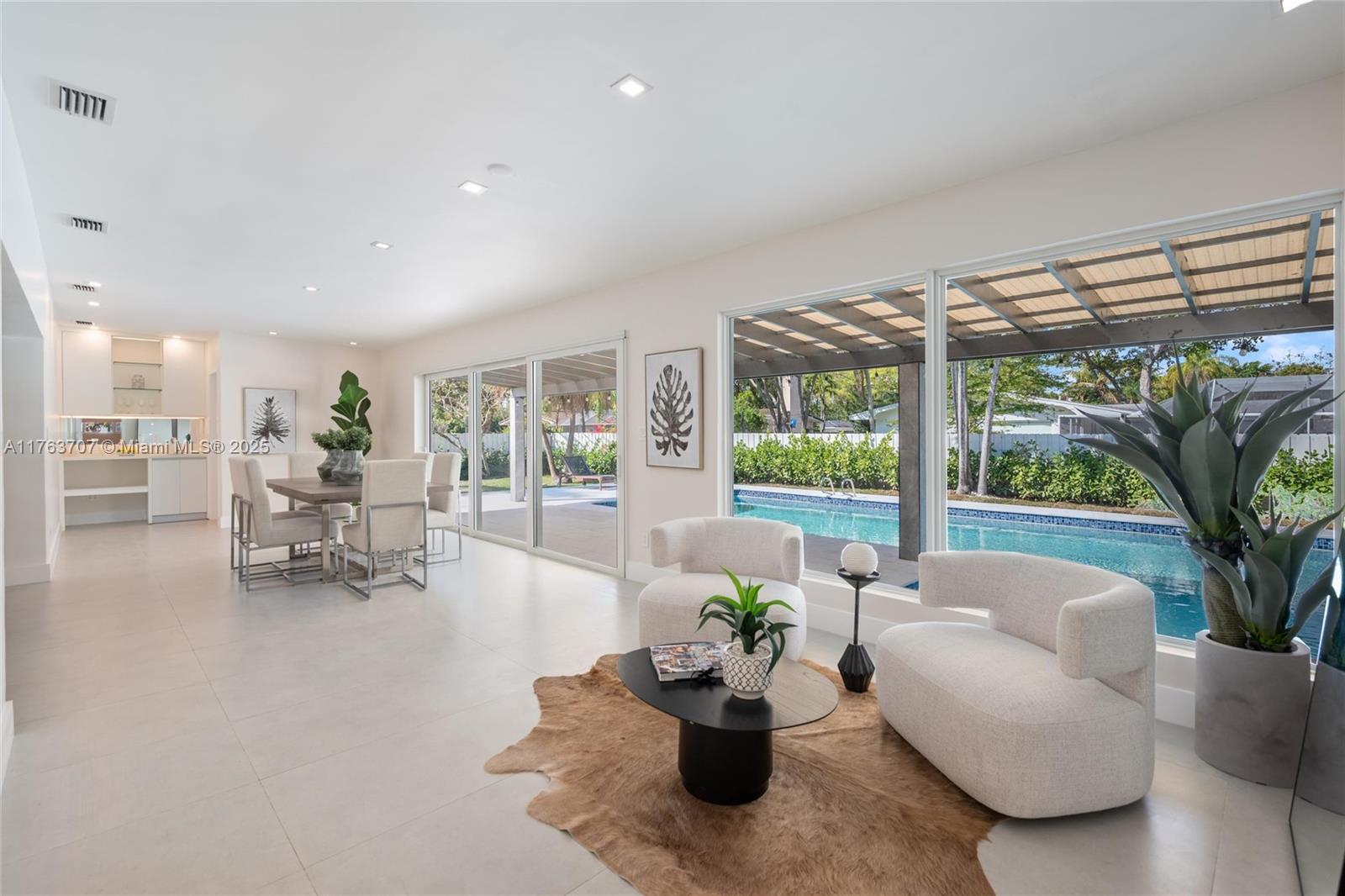 Property for Sale at 14740 Sw 83rd Pl, Palmetto Bay, Miami-Dade County, Florida - Bedrooms: 5 
Bathrooms: 4  - $1,899,000