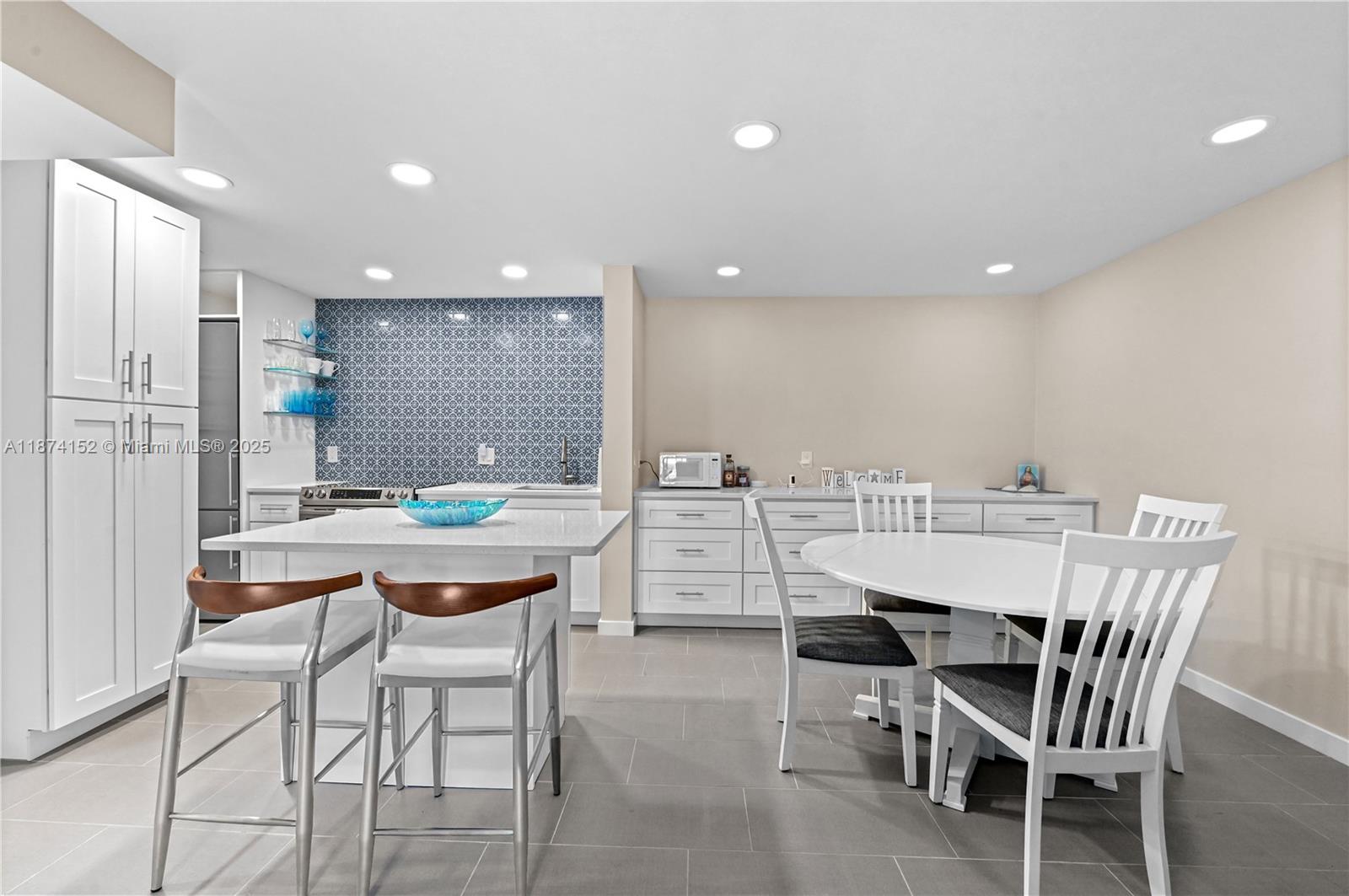 PINE RIDGE NORTH VILLAGE - Residential Lease