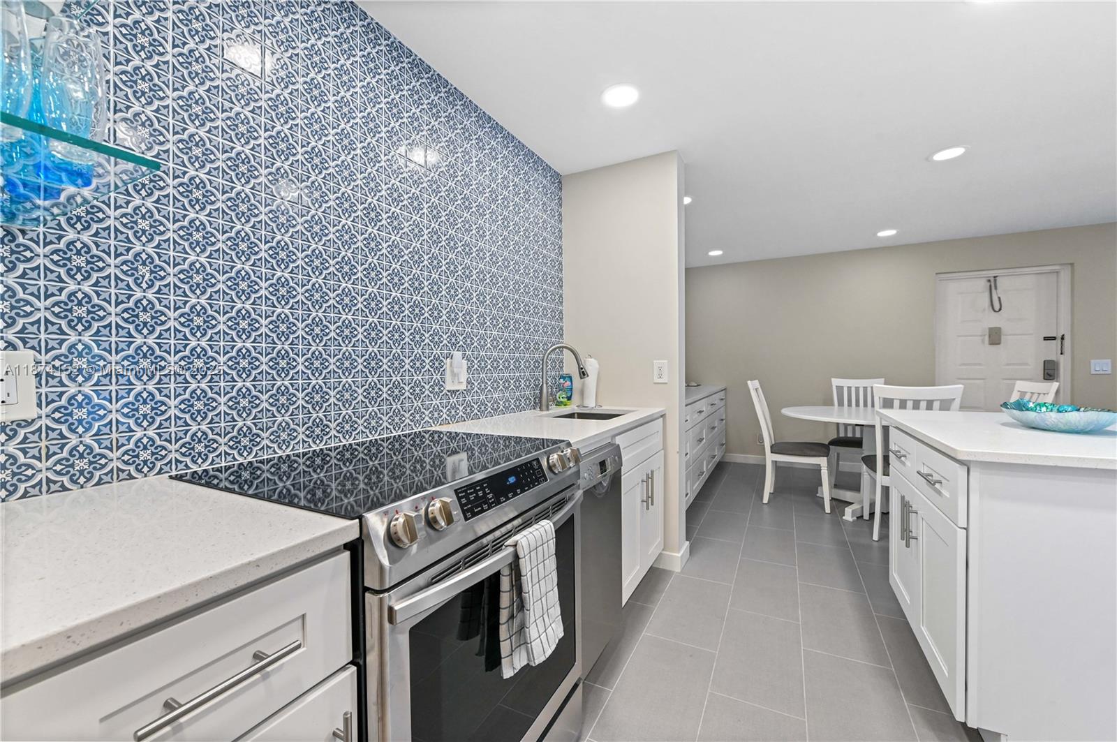 PINE RIDGE NORTH VILLAGE - Residential Lease