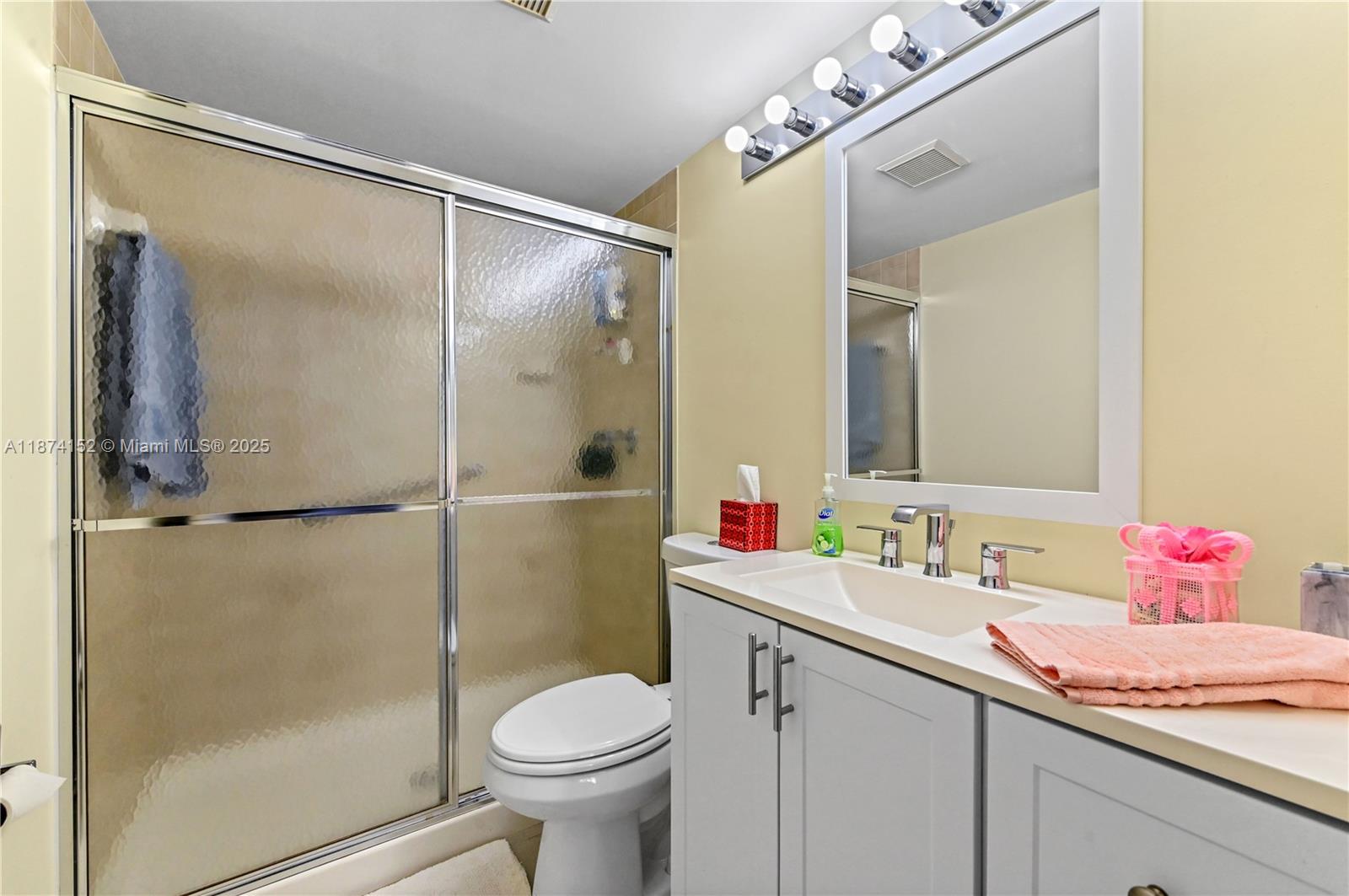 PINE RIDGE NORTH VILLAGE - Residential Lease
