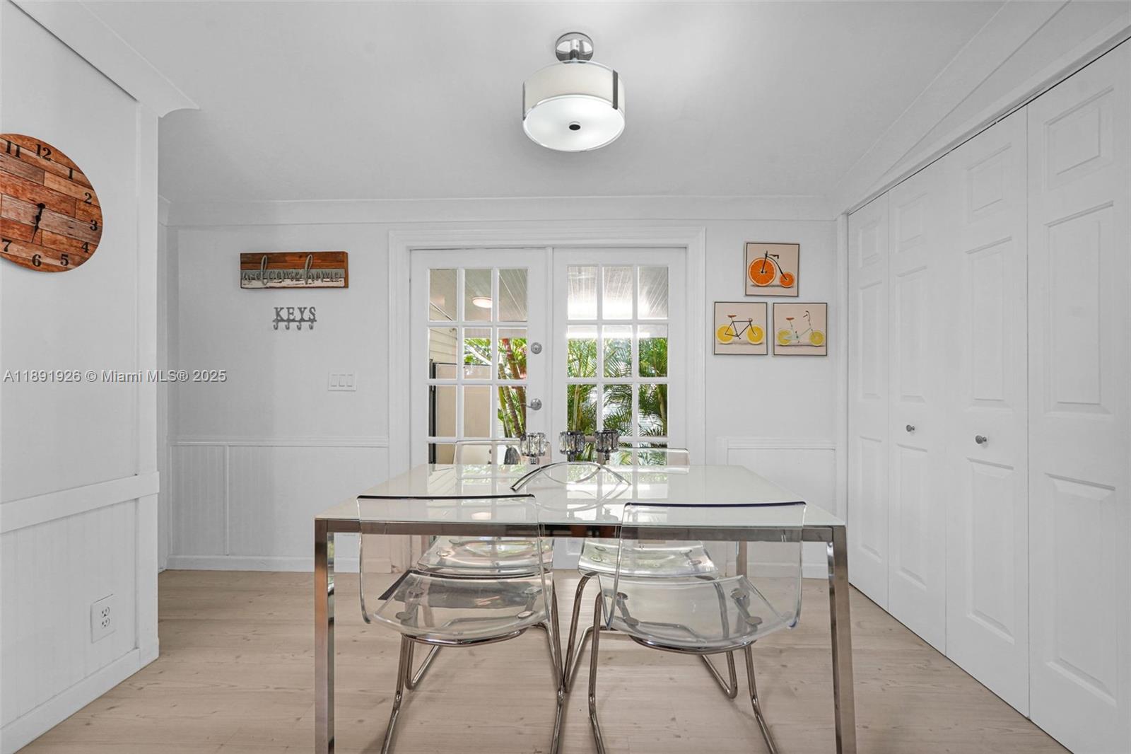 PALM GARDENS - Residential