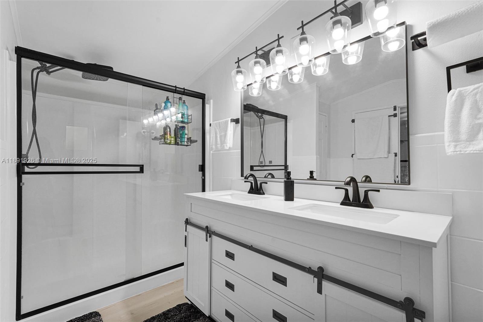 PALM GARDENS - Residential