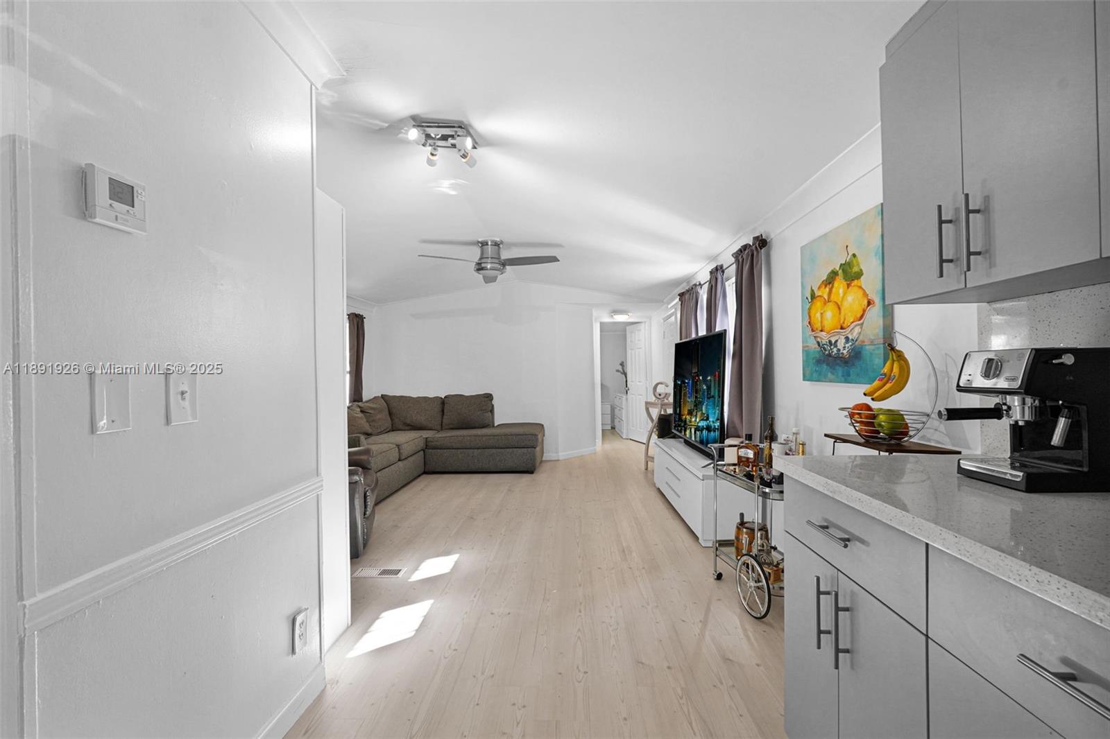 PALM GARDENS - Residential