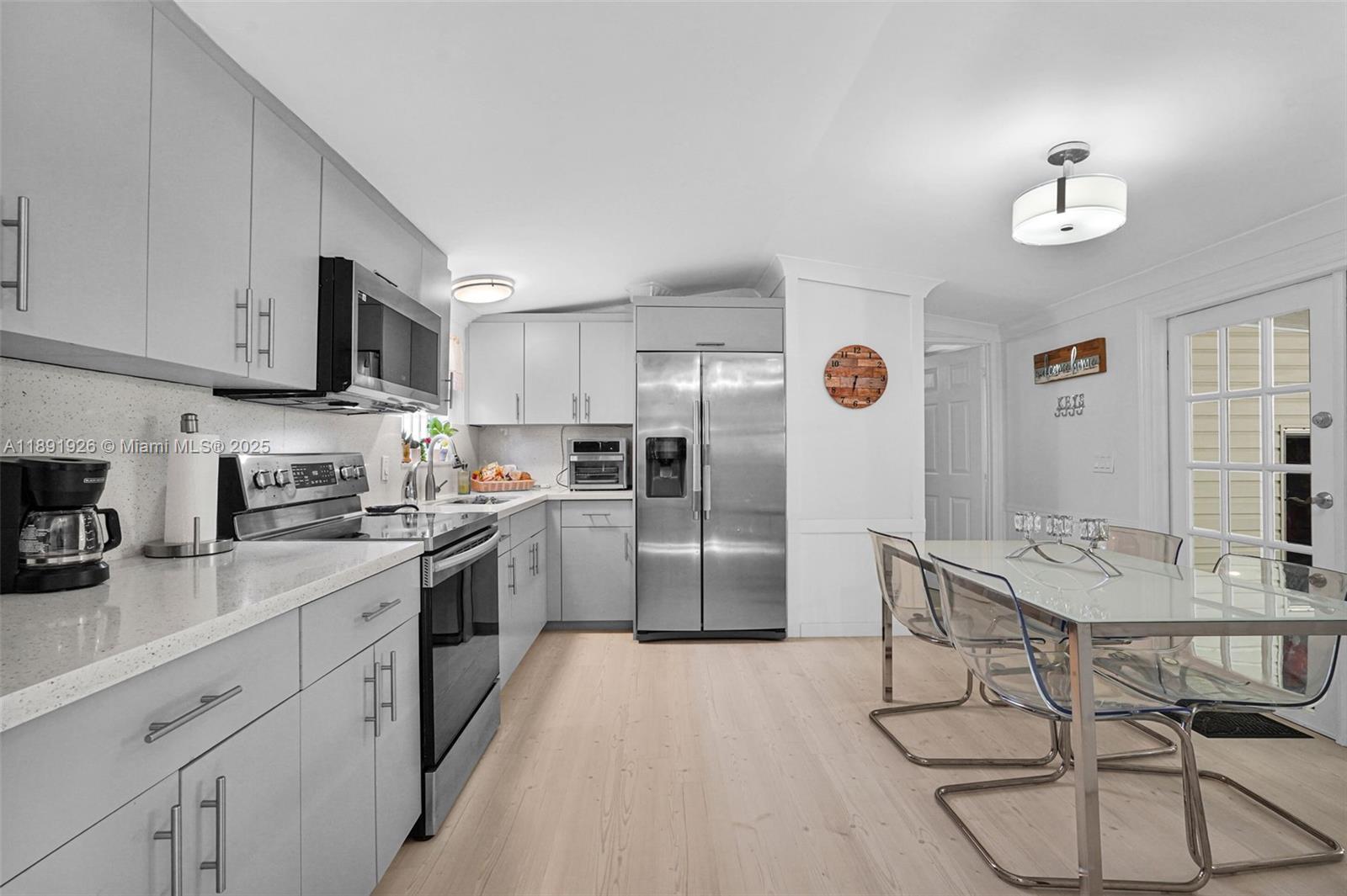 PALM GARDENS - Residential