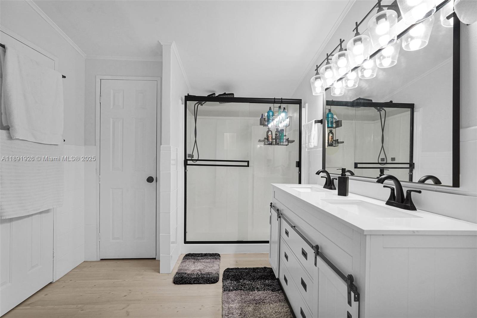 PALM GARDENS - Residential