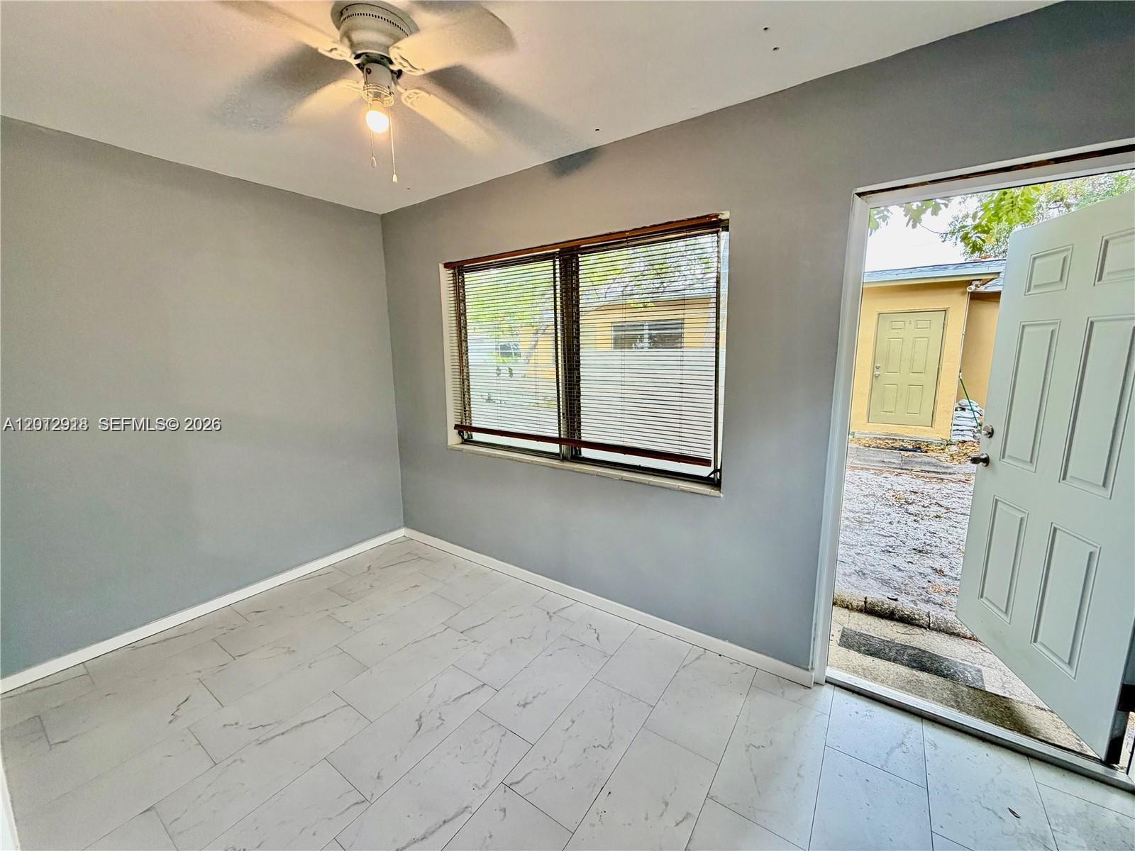 LINCOLN PARK THIRD ADD - Residential Lease