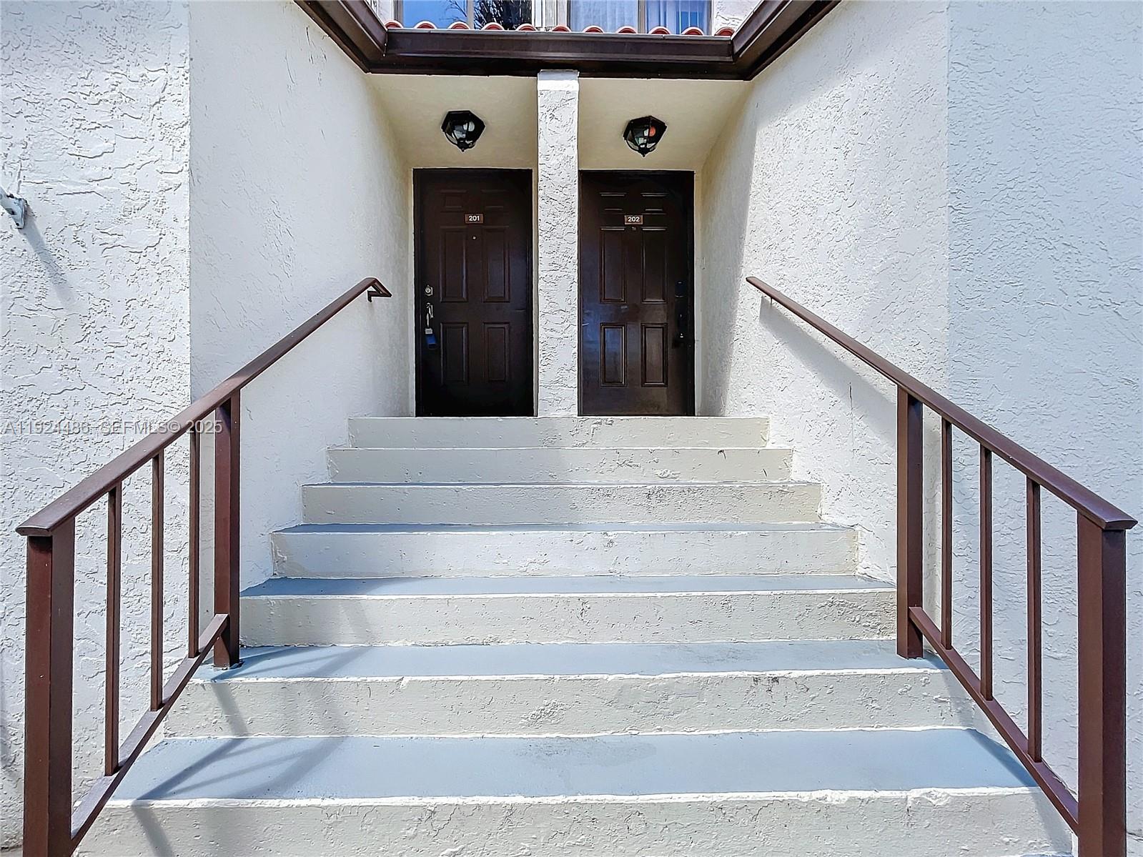 SOUTH LAKE CONDO - Residential Lease