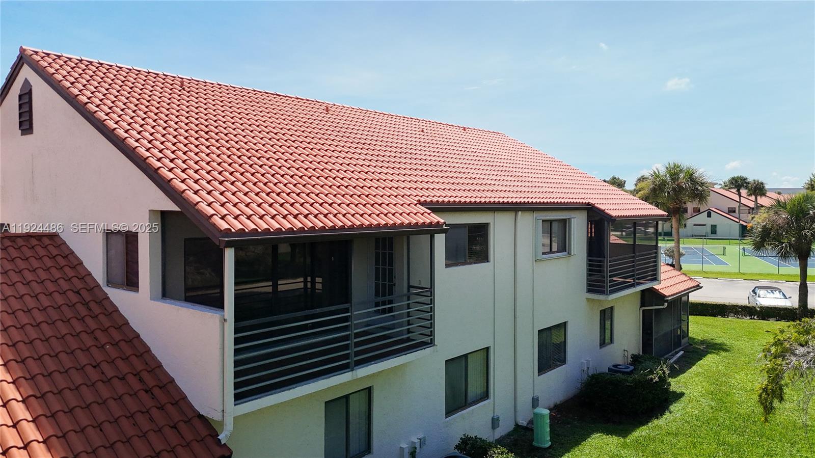 SOUTH LAKE CONDO - Residential Lease