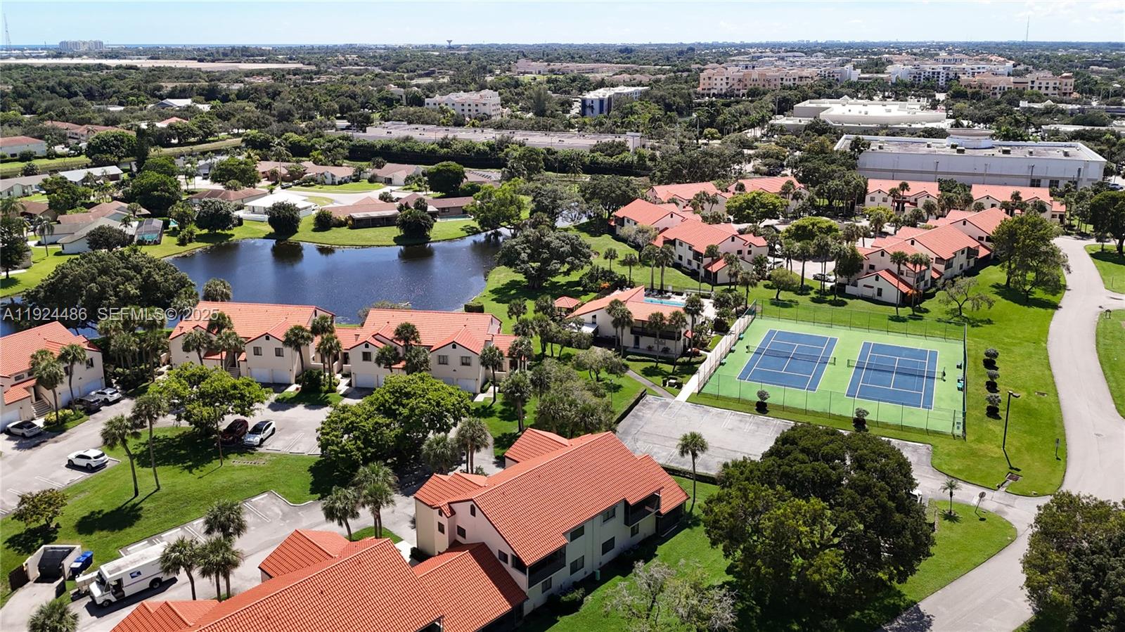 SOUTH LAKE CONDO - Residential Lease