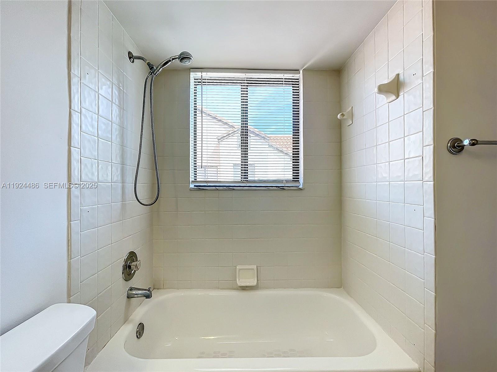 SOUTH LAKE CONDO - Residential Lease