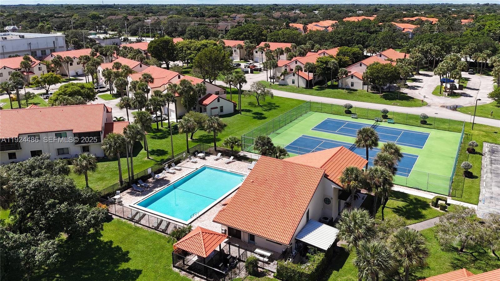 SOUTH LAKE CONDO - Residential Lease