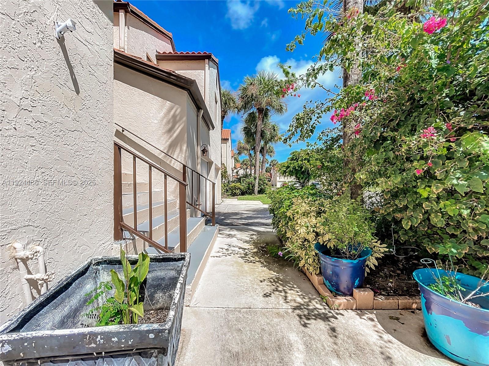 SOUTH LAKE CONDO - Residential Lease