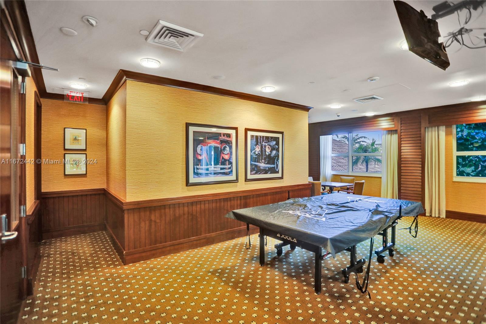 TURNBERRY ON THE GREEN CO - Residential