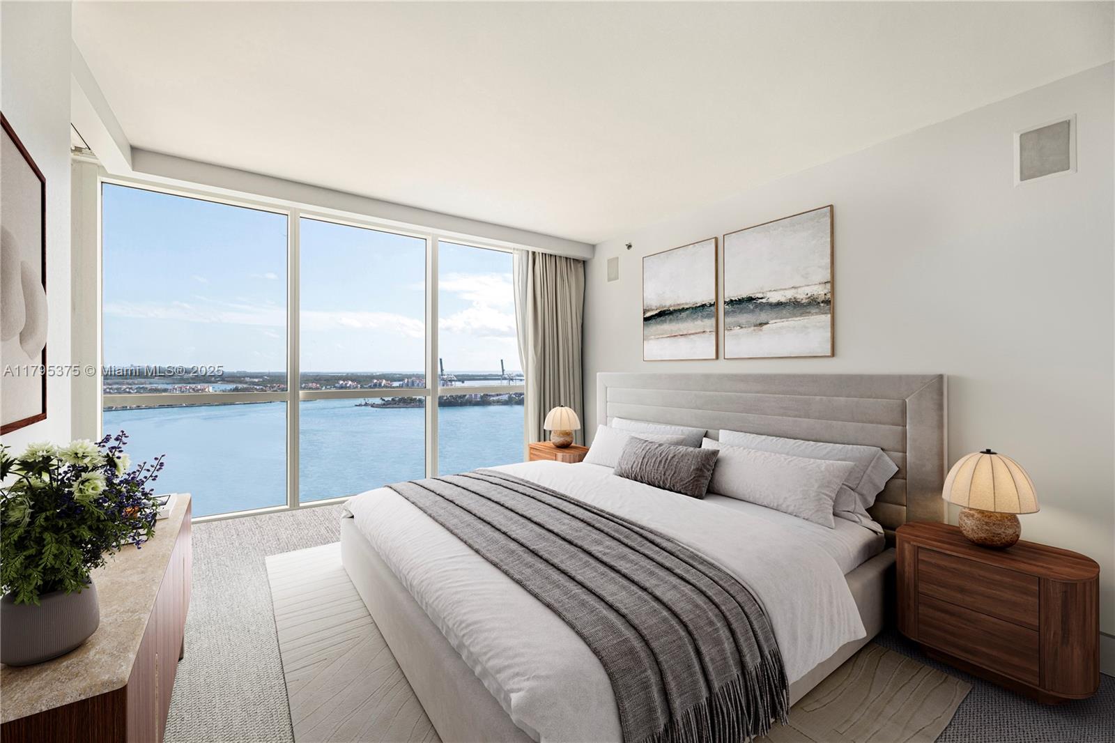 ICON CONDO - Residential