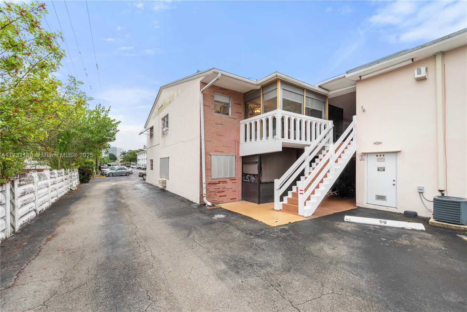 ELDORADO COUNTRY CLUB - Residential