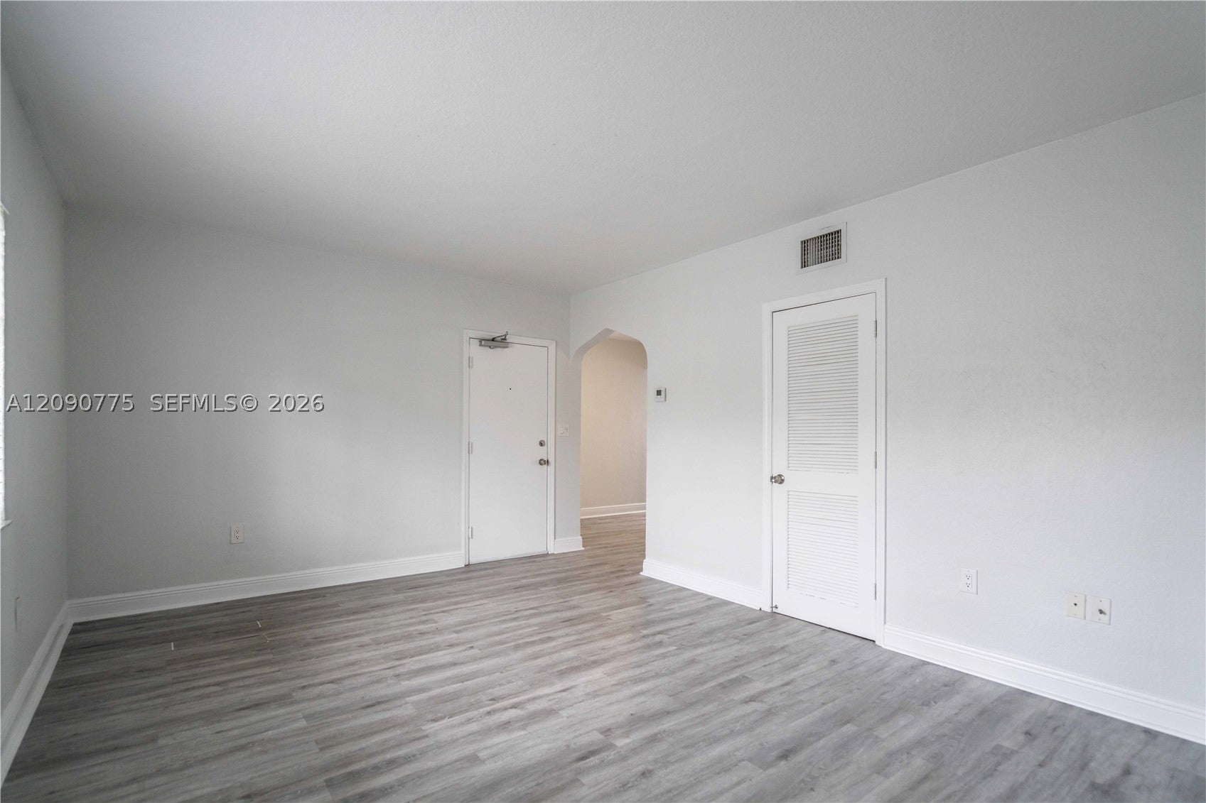 1007 Bay Dr 203