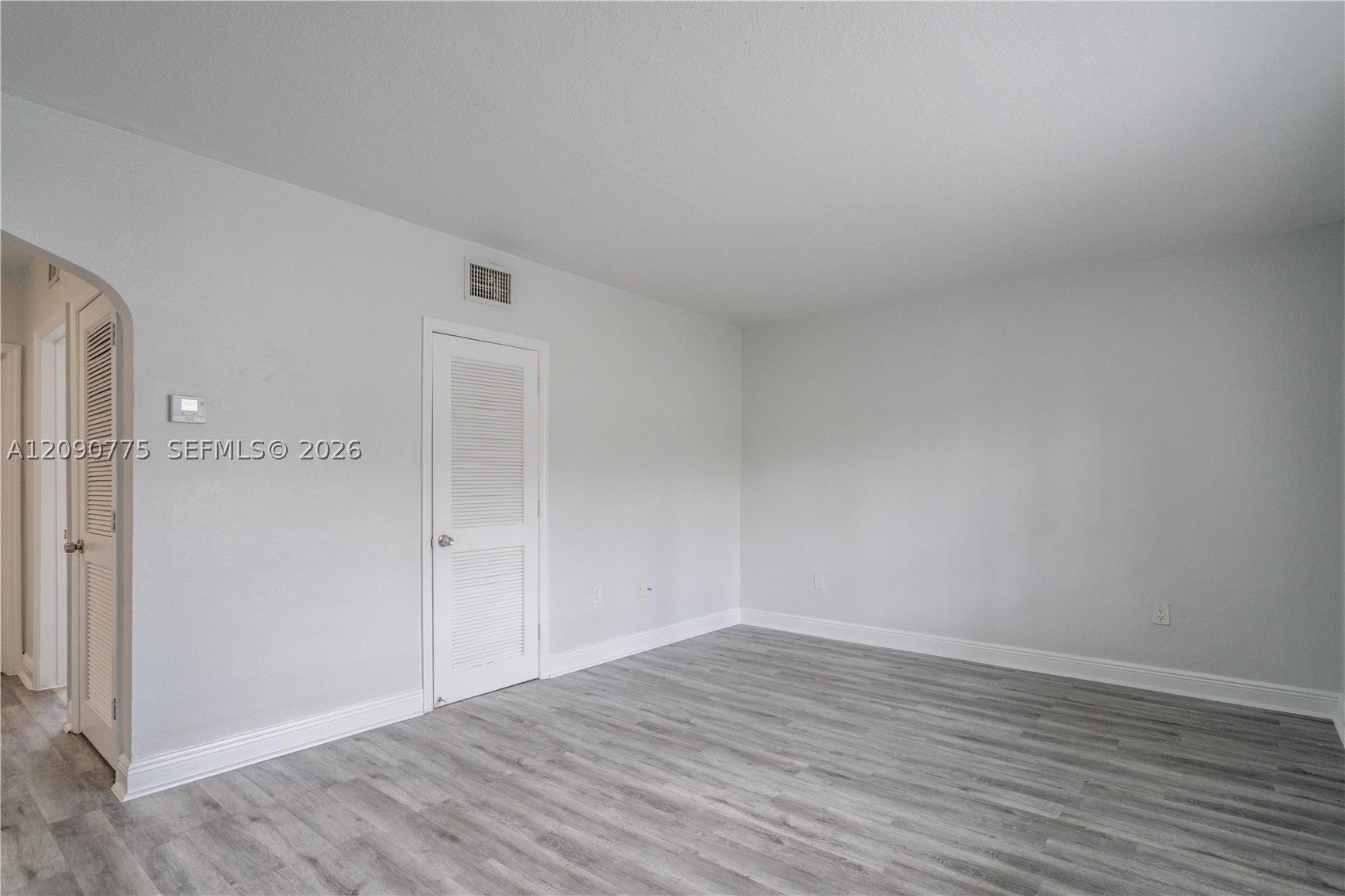 1007 Bay Dr 203
