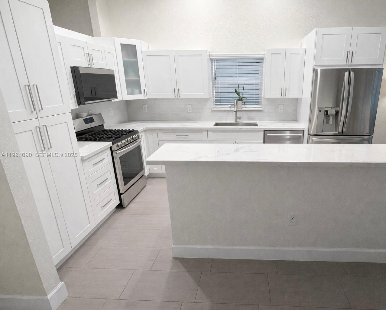 SAVANNAH PLAT 1 - Residential