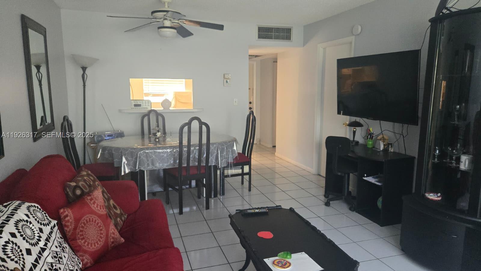 JARRET HALL CONDO - Residential