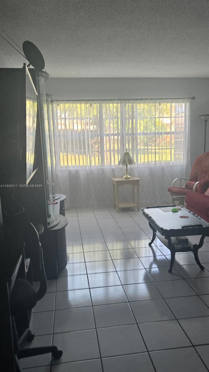 JARRET HALL CONDO - Residential