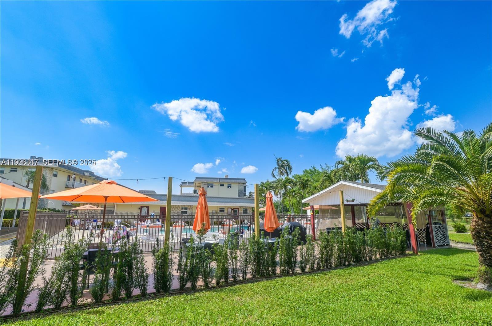 JARRET HALL CONDO - Residential