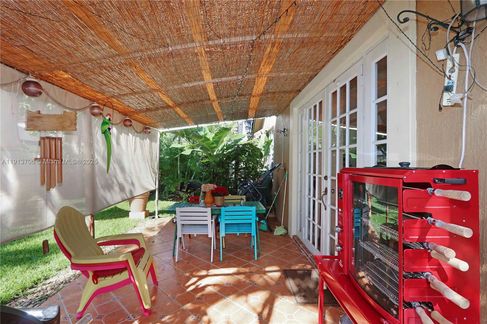 A B AT TAMIAMI TRAIL PHAS - Residential