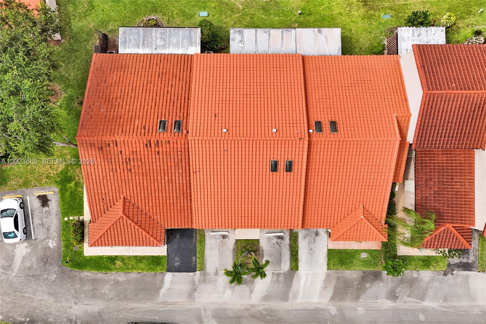 S & R OF INVERRARY - Residential