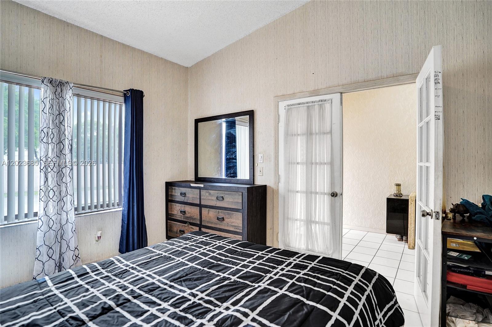 S & R OF INVERRARY - Residential