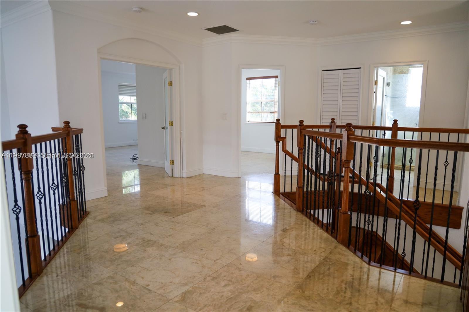 RIVENDELL - Residential