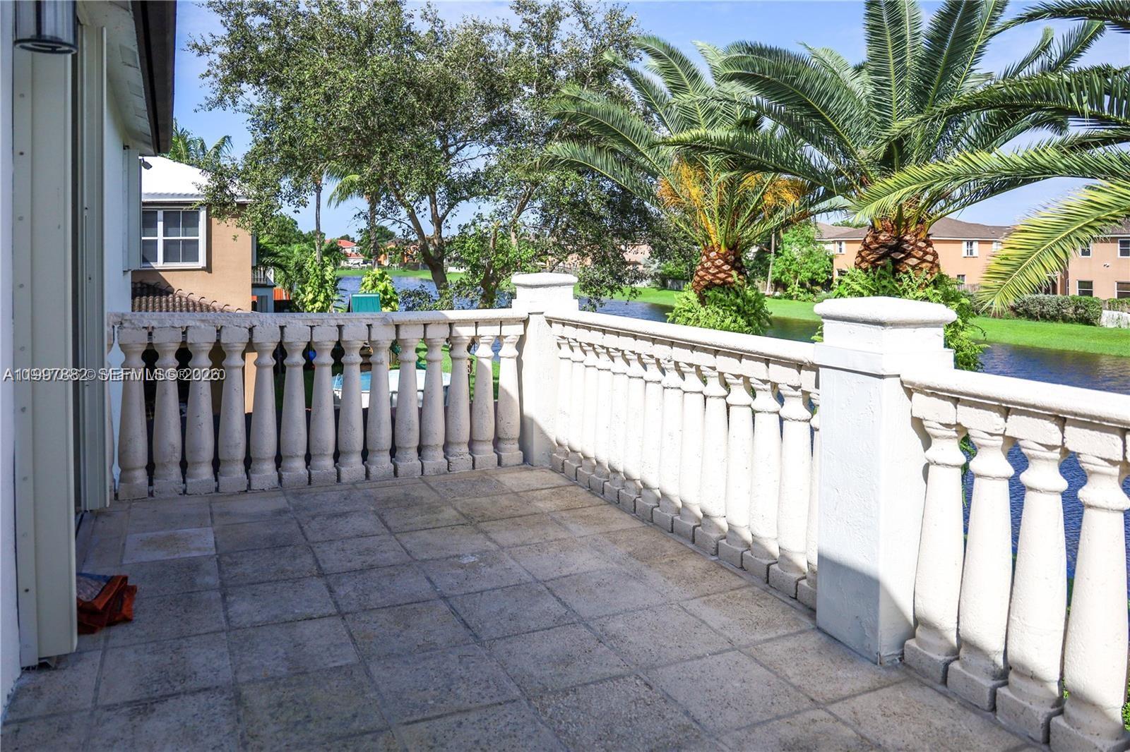 RIVENDELL - Residential