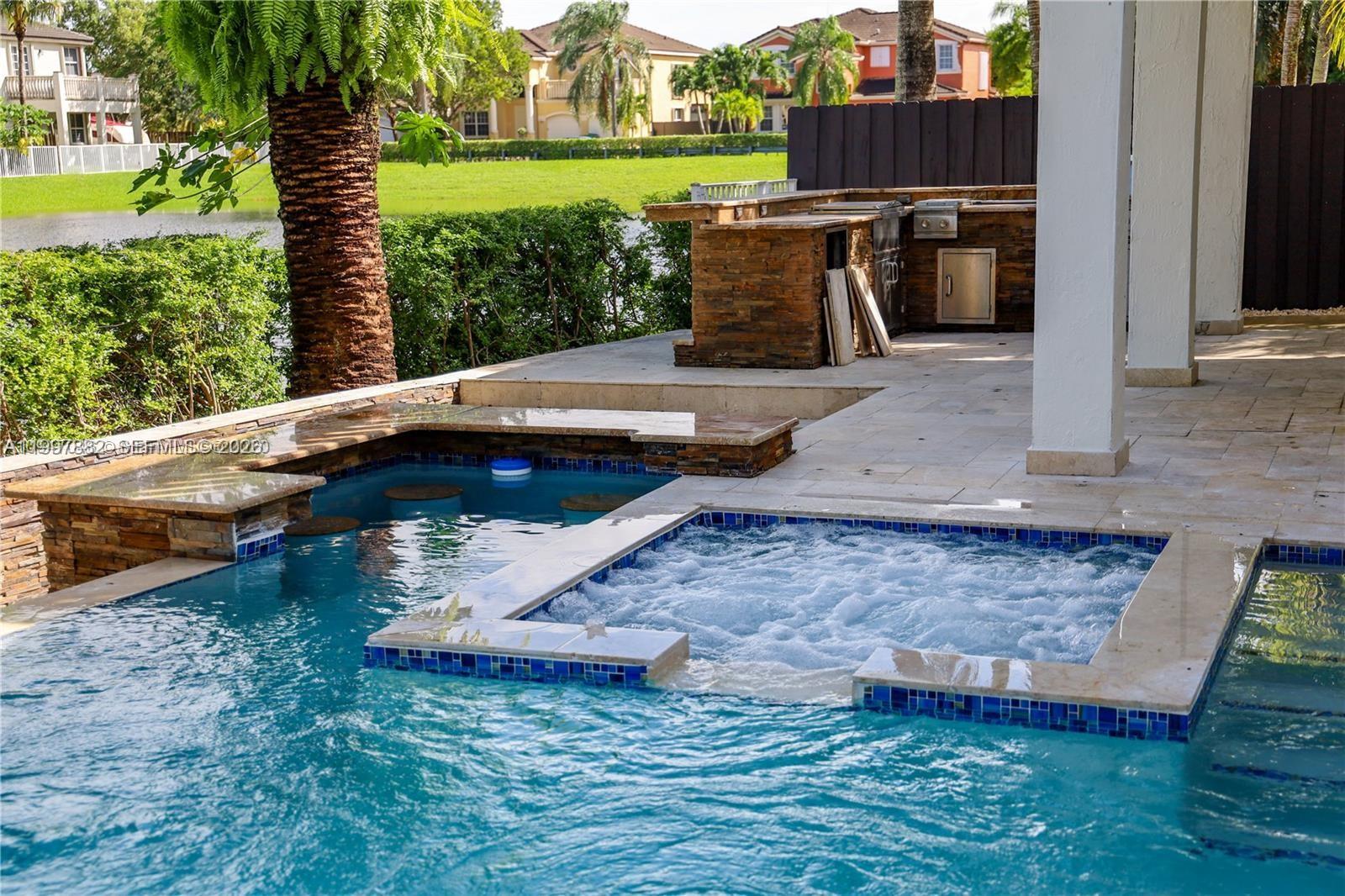 RIVENDELL - Residential