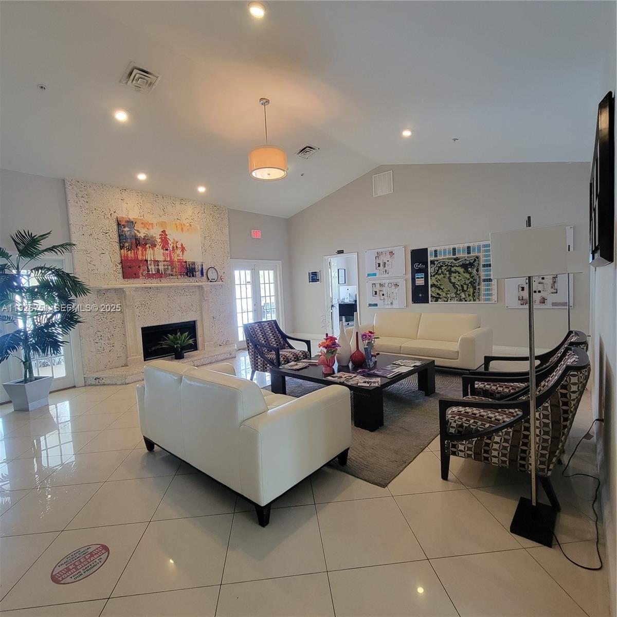 ISLES AT LAGO MAR CONDO - Residential Lease